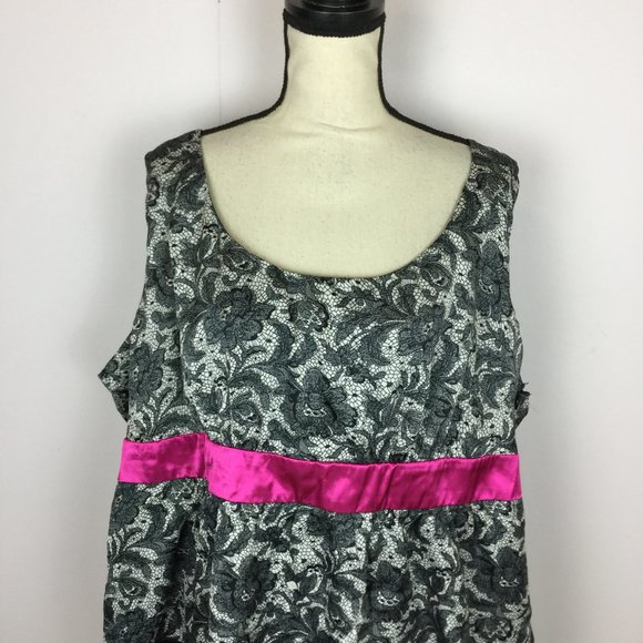 New! Torrid Tank Top Blouse 4X Womans Plus Black White Lace Print Sleeveless - Picture 3 of 14